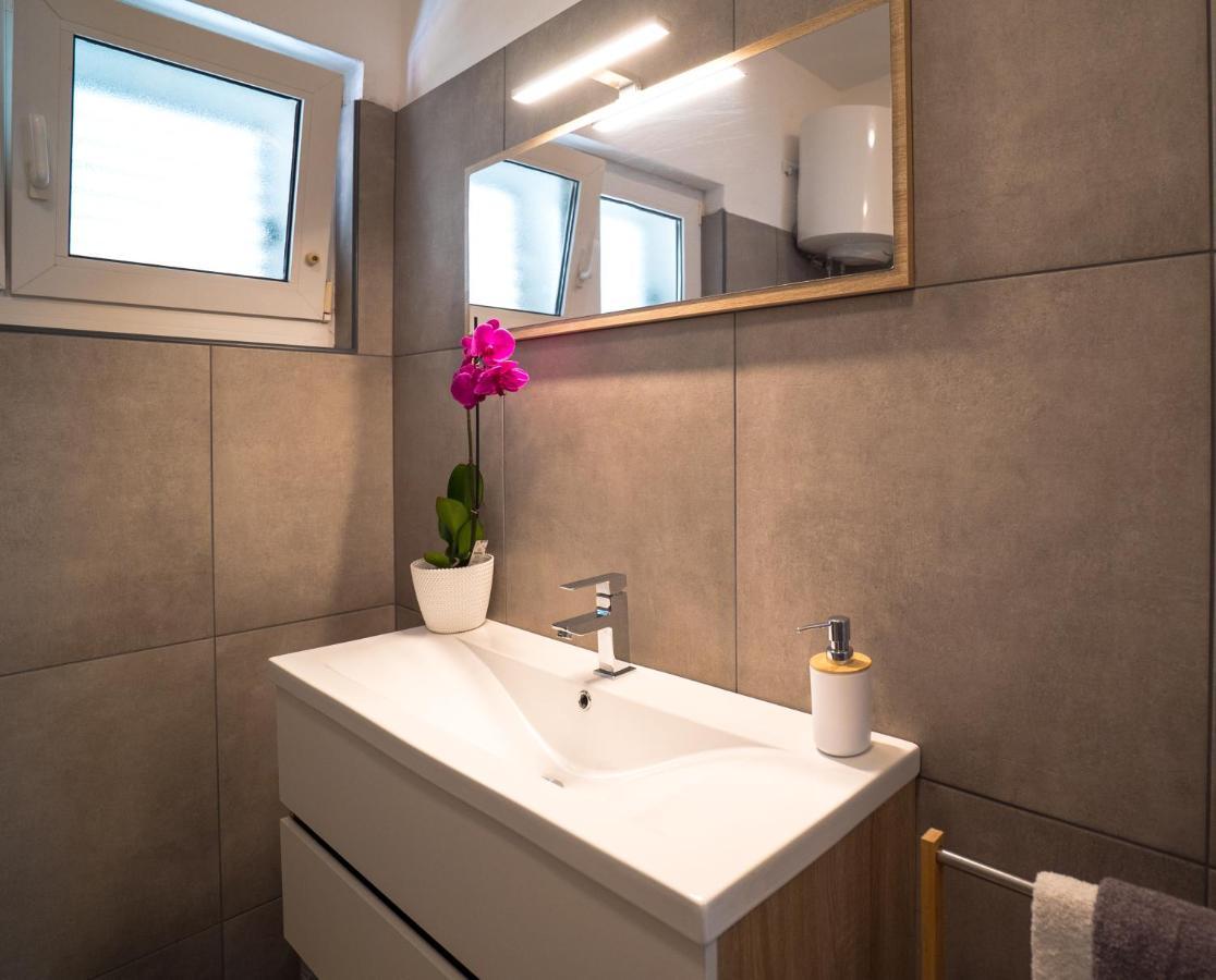 Sea Lover Apartment Zadar Exterior photo